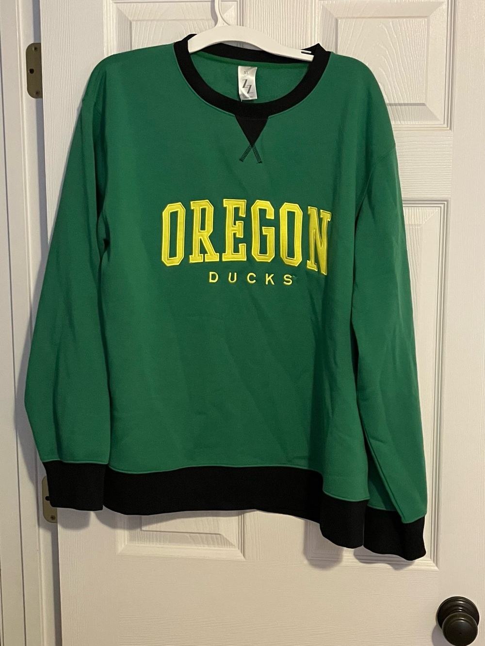 Oregon Ducks Womens  XL Crew Neck Sweatshirt Green New w/ Tags Zoozatz NCAA